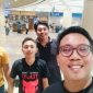 TOUR JURNALISME. Empat jurnalis dari Warta9, Rangkuman, Rekam Satu, dan MaduraPost berpose bersama di sela-sela perjalanan jurnalistik mereka di Kota Pasuruan, Juni 2025. (Redaksi Rekam Satu)