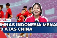 KOLASE. Timnas Indonesia berhasil meraih kemenangan 1-0 atas Timnas China dalam pertandingan yang menegangkan. Kemenangan ini disambut antusias oleh para pendukung setia di stadion. (Istimewa/Redaksi Rekam Satu)