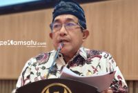 Wabup Sumenep Imam Hasyim memberikan sambutan dalam sidang paripurna DPRD Sumenep beberapa waktu lalu (dok: Redaksi Rekam Satu)