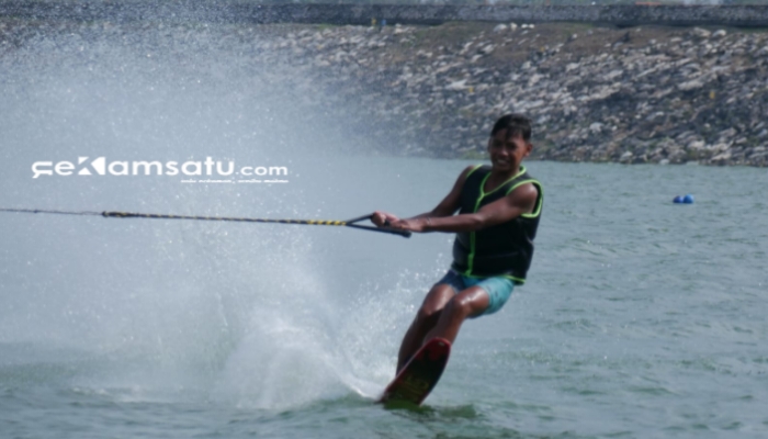 PROFIL: Atlet Cabor Ski Air Kontigen Sumenep sukses meraih medali emas di Porprov Jatim IX 2025 (dok. Istimewa/Redaksi Rekam Satu)