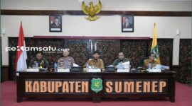 PROFIL: Bupati Sumenep memimpin rapat penetapan TIHT 2025 di gedung rapat Pemkab Sumenep (dok. Istimewa/Redaksi Rekam Satu)