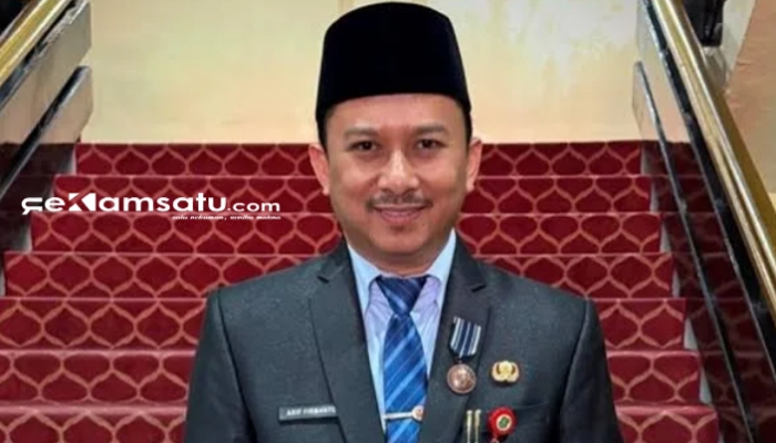 PROFIL: Kepala Bappeda Sumenep Arif Firmanto saat berada di gedung Pemkab Sumenep (dok. Istimewa/Redaksi Rekam Satu)
