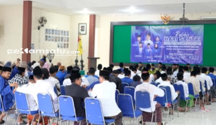 PROFIL: Ratusan kader dan anggota PMII Sumenep antusias mengikuti kegiatan refleksi Hari Santri Nasional di aula Kemenag Sumenep (dok: istimewa/Redaksi Rekam Satu)