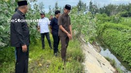 PROFIL: Tim Pansus Tambak Udang DPRD Sumenep melakukan Sidak ke berbagai lokasi tambak udang (dok: istimewa/Redaksi Rekam Satu)