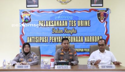 PROFIL: Kapolres Sumenep AKBP Anang Hardiyanto saat mengisi kegiatan di Mapolres Sumenep (dok: istimewa/Redaksi Rekam Satu)