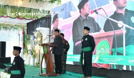 BERWIBAWA: Bupati Sumenep Achmad Fauzi Wongsojudo memberikan sambutan dalam kegiatan pelantikan PCNU Sumenep (dok: istimewa/Redaksi Rekam Satu)