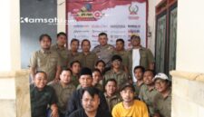 KOMPAK: Kapolresta Sumenep Kombes Pol. Ariek Indra Sentanu (tengah) foto bersama dengan pengurus DPC PWRI Sumenep (dok: Redaksi Rekam Satu)